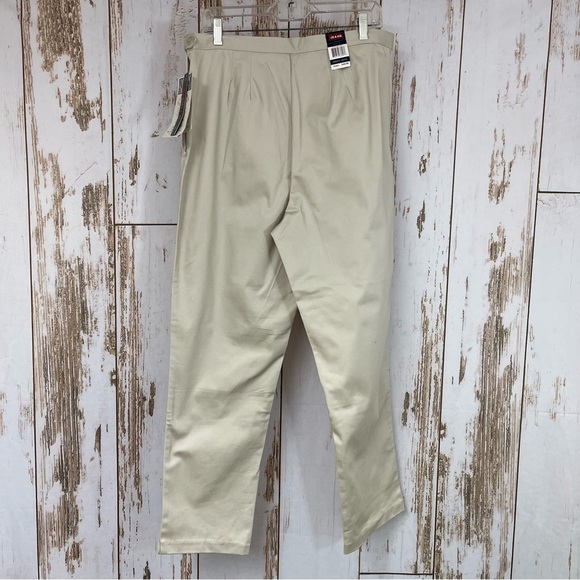 NWT, Vintage Bill Blass Khaki Slacks, Side Zip, Stretch. Size 16 - Picture 3 of 9